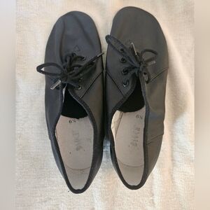 New Capezio split sole dance shoes